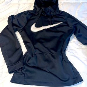 Nike Dry-Fit pullover